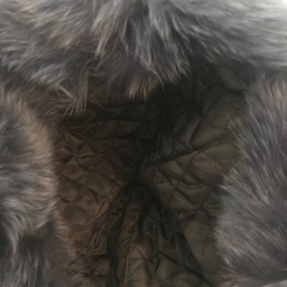 Navy Fox Fur Winter Hat with Pom Pom - Picture 5 of 6